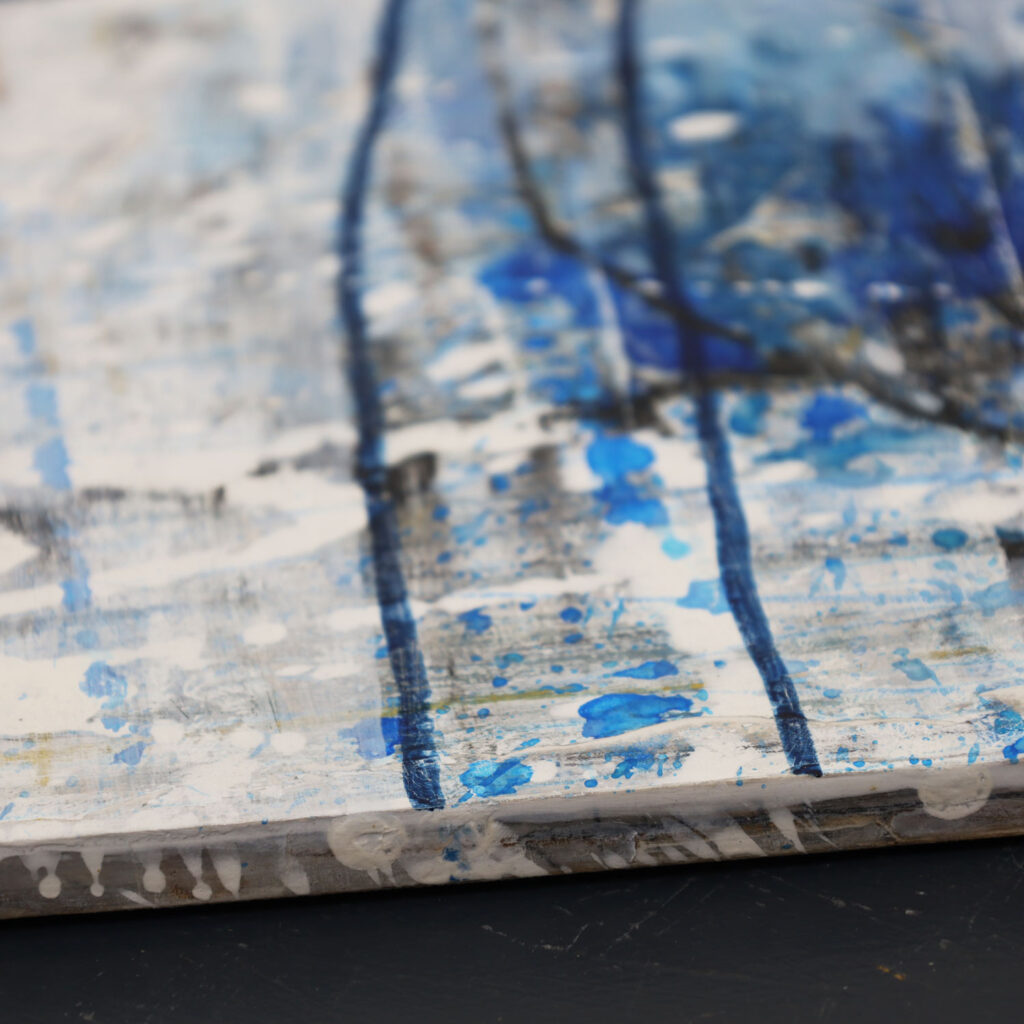 一点ものの抽象画のディテール画像。作品の持つ、独自の絵肌や、筆致の痕跡、そして、側面からの立体感を示している。