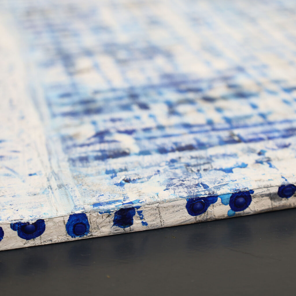 一点ものの抽象画のディテール画像。作品の持つ、独自の絵肌や、筆致の痕跡、そして、側面からの立体感を示している。